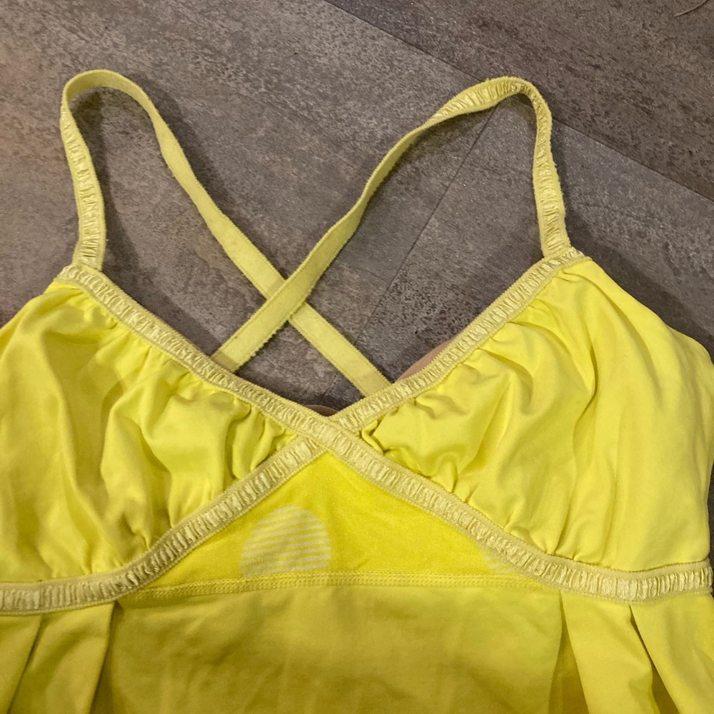 Lululemon 🍋 - Picture 3 of 8